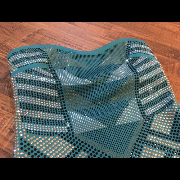 Studded Geometric Body Con Dress - Picture 2 of 6